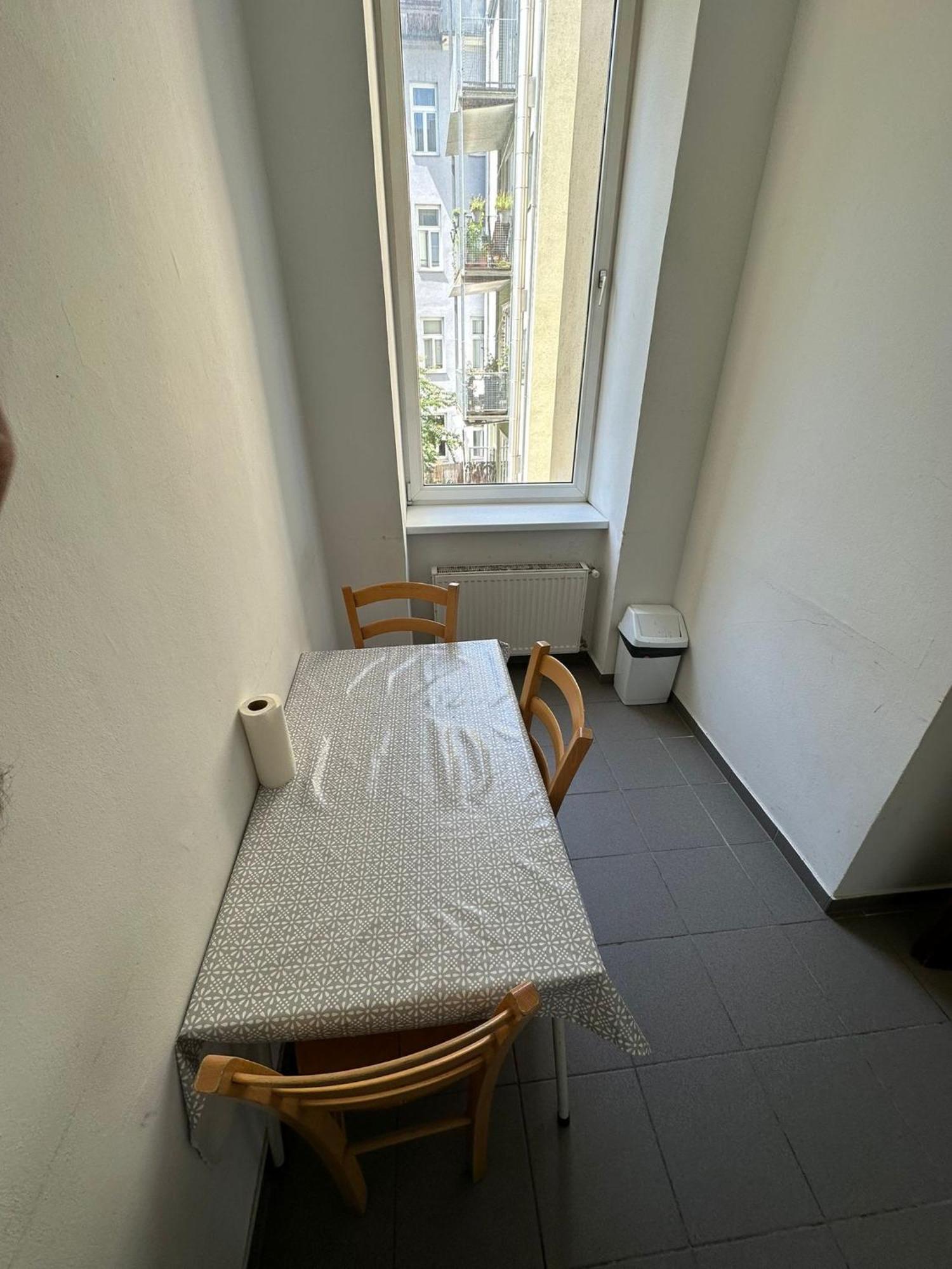 Fuer 4 Personen In 1180 Wien *