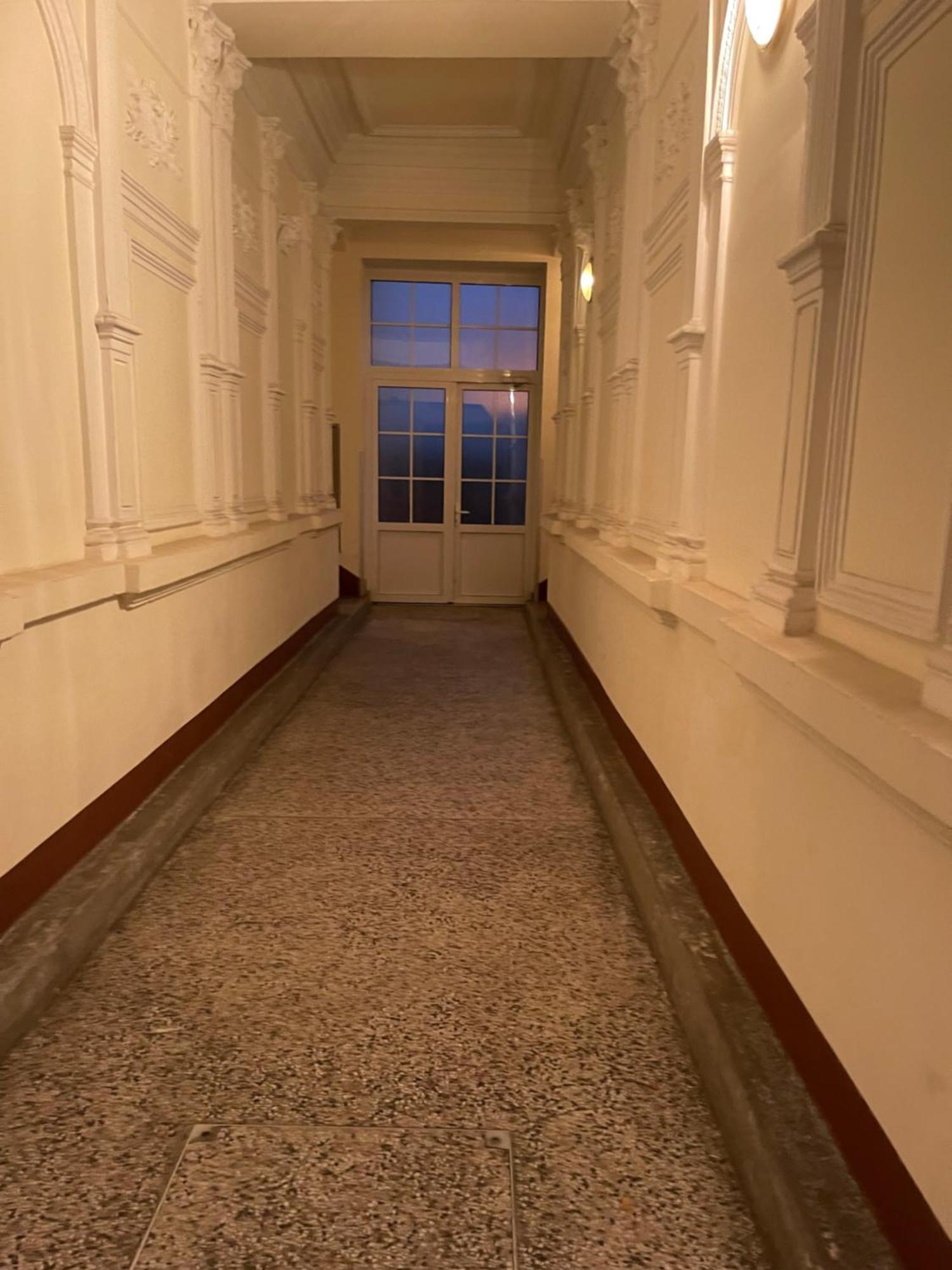 Fuer 4 Personen In 1180 Apartmán